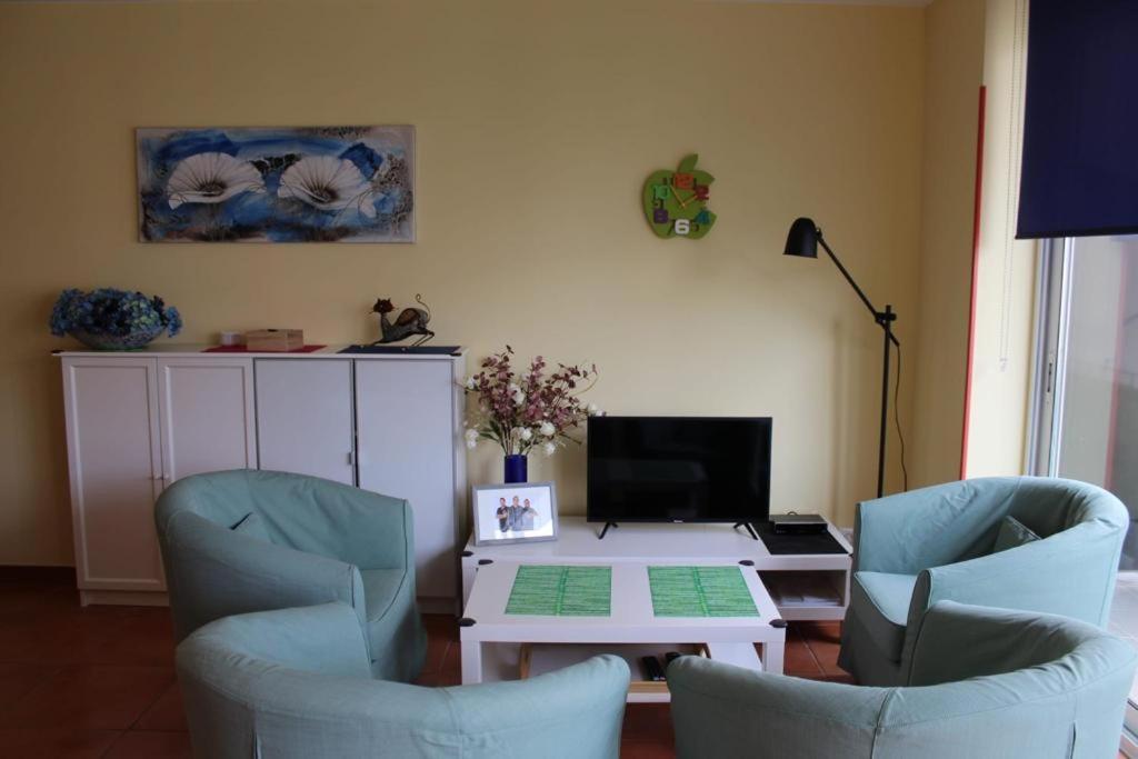 Apartaments Oller Centro 罗萨斯 外观 照片