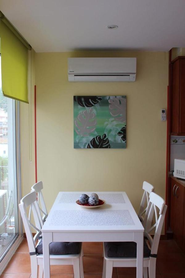 Apartaments Oller Centro 罗萨斯 外观 照片