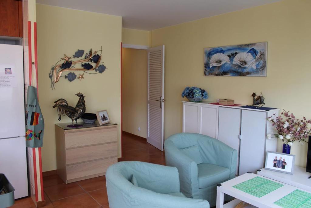 Apartaments Oller Centro 罗萨斯 外观 照片